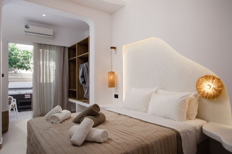 Suite with Spa Bath